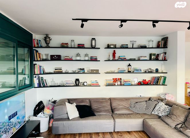 דירה, הסבוראים, נווה אביבים, תל אביב יפו