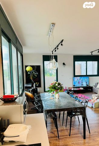 דירה, הסבוראים, נווה אביבים, תל אביב יפו