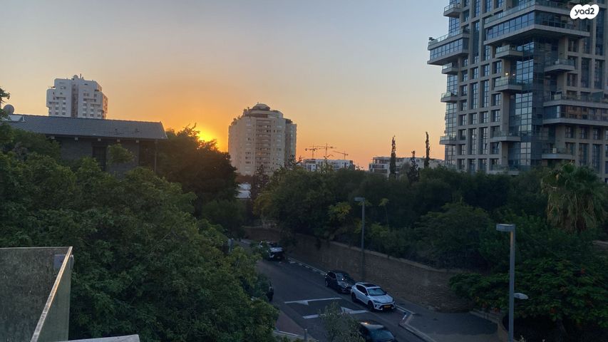 בית פרטי/ קוטג', אהבת ציון, הצפון החדש - כיכר המדינה, תל אביב יפו