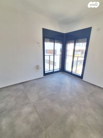 דירה, ריינס, ארלוזורוב, גבעתיים