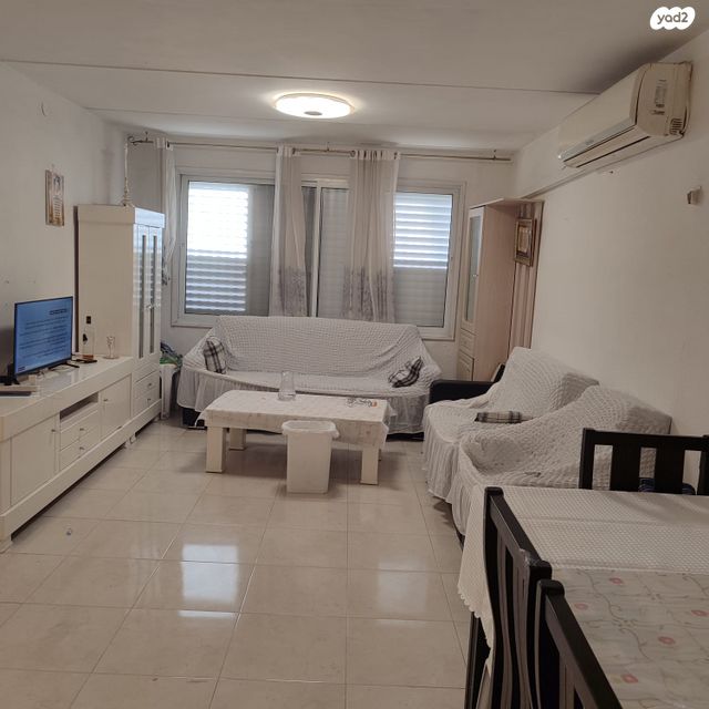 דירה, קרית ביאליק