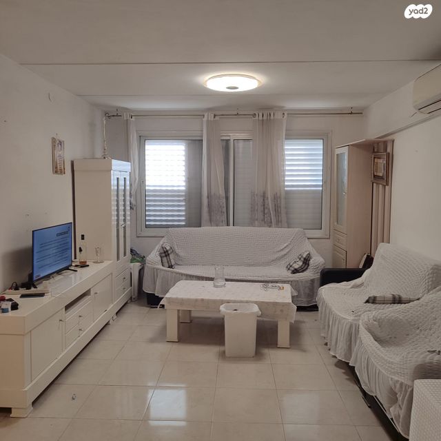 דירה, קרית ביאליק