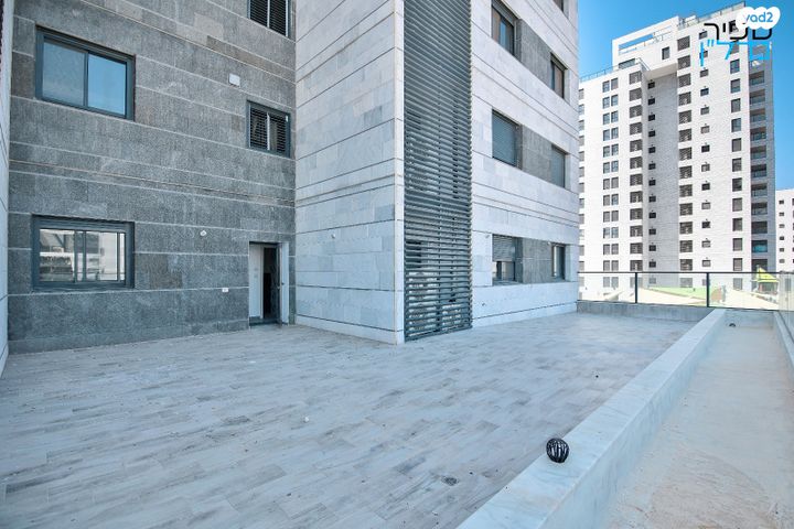 גג/ פנטהאוז, אור ים, אור עקיבא