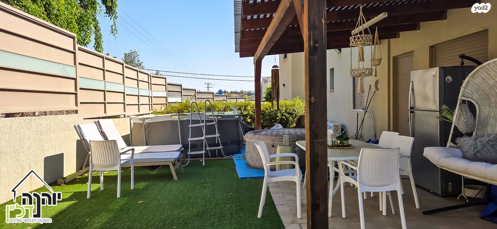 דו משפחתי, כפר תבור