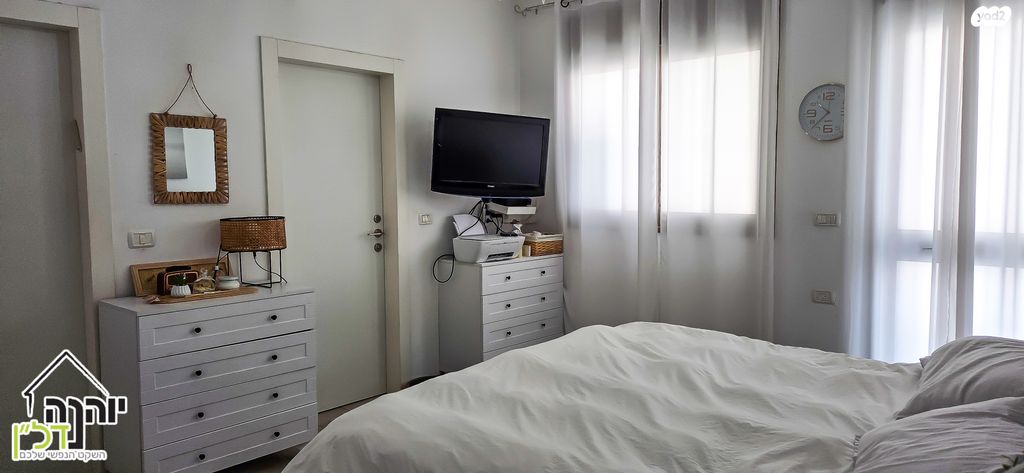 דו משפחתי, כפר תבור