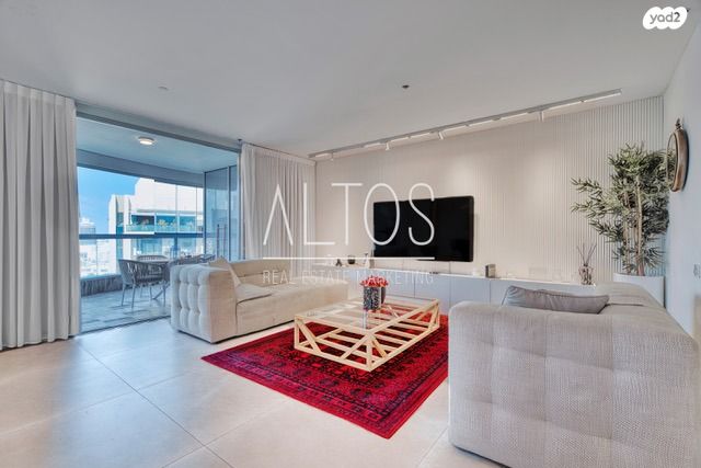 דירה, גרציאני יצחק 8, גני שרונה, קרית הממשלה, תל אביב יפו