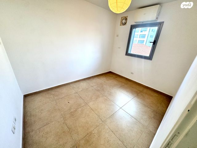 דירה, סמטת השילוח, יד לבנים, רמת גן