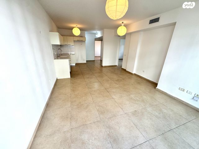 דירה, סמטת השילוח, יד לבנים, רמת גן