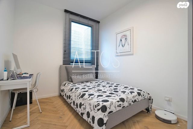 דירה, גרציאני יצחק 8, גני שרונה, קרית הממשלה, תל אביב יפו