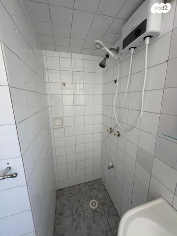 דירה, דרך הארבעה, עכו