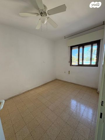 דירה, דרך הארבעה, עכו