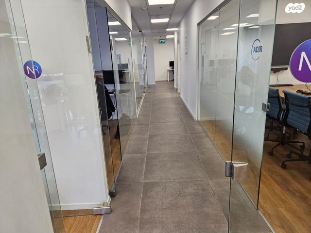 משרדים, יגאל אלון 94, תל אביב יפו