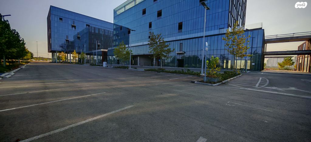 חנויות/ שטח מסחרי, ראש העין