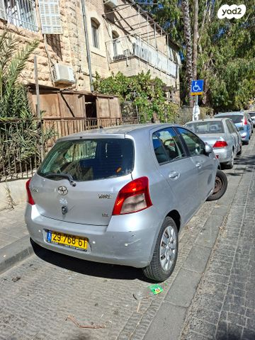 טויוטה יאריס