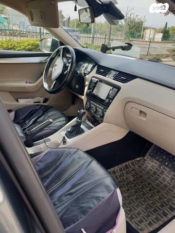 סקודה אוקטביה