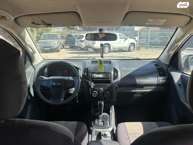 איסוזו די-מקס