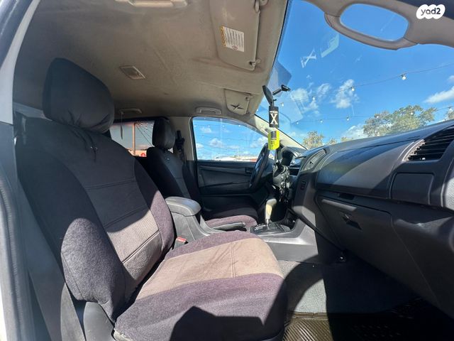 איסוזו די-מקס