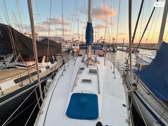 יאכטות - מפרשית