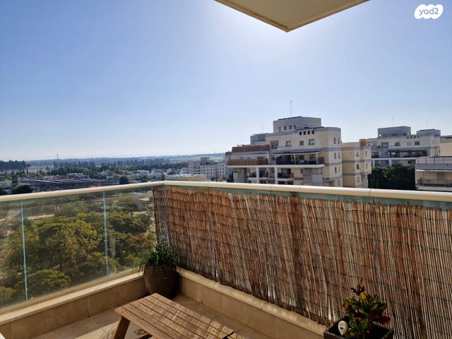 דירה, ברוש 5, קרית השרון, נתניה