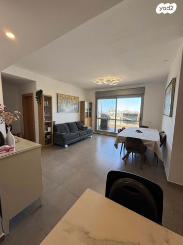 דירה, תלמוד בבלי 4, דובב מישרים / רמת בית שמש ד-1, בית שמש