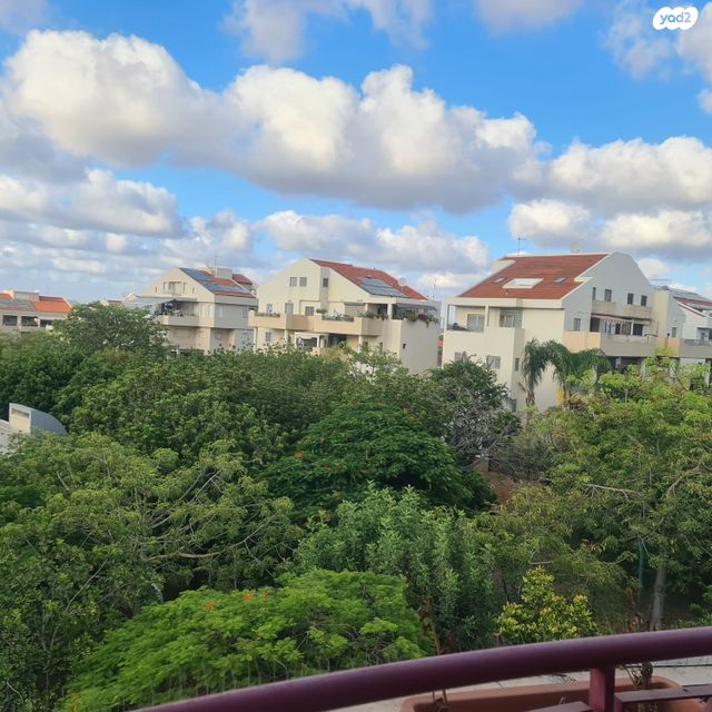 דופלקס, הסחלב 12, קרית הפרחים - 2005, רעננה