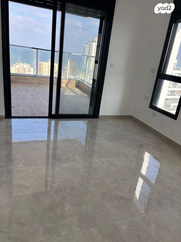 דירה, אוסישקין 39, מרכז העיר דרום, נתניה