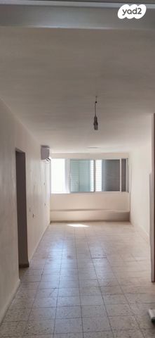 שדרות פנחס ספיר 9