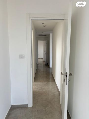 דירה, אוסישקין 39, מרכז העיר דרום, נתניה