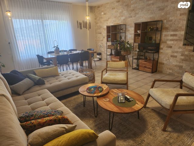 בית פרטי/ קוטג', כפר ורדים