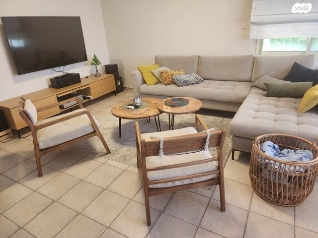 בית פרטי/ קוטג', כפר ורדים