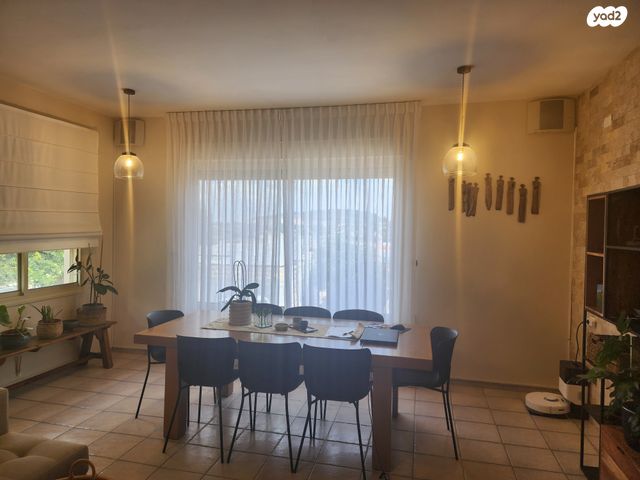 בית פרטי/ קוטג', כפר ורדים