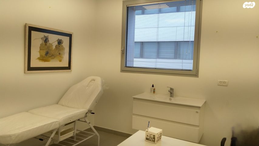 קליניקות, תל אביב יפו