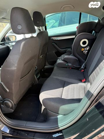 סקודה אוקטביה