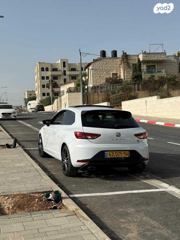 מודעת רכב סיאט לאון