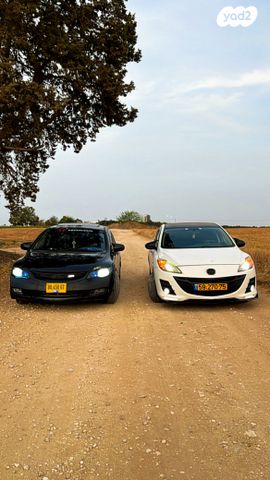 מודעת רכב מאזדה 3