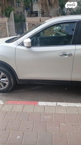 ניסאן אקס טרייל