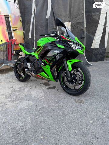 קאוואסאקי נינג'ה 650