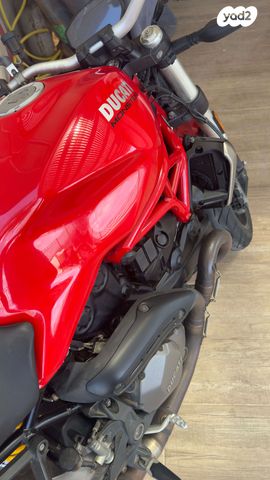 דוקאטי מונסטר 1200