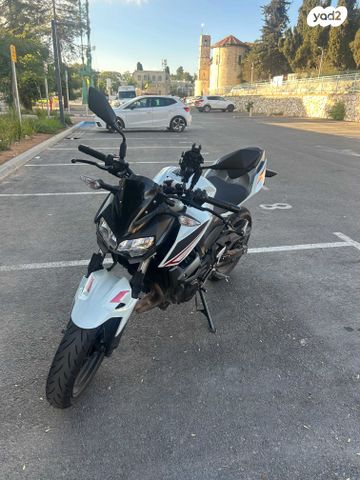 קאוואסאקי Z400