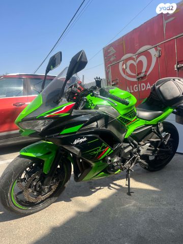קאוואסאקי נינג'ה 650