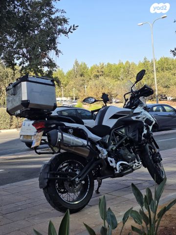בנלי TRK502X