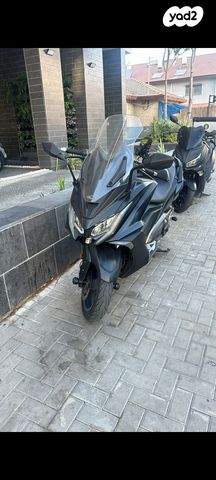 מודעת רכב קימקו AK 550