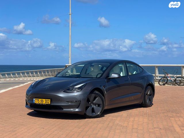 מודעת רכב טסלה מודל 3