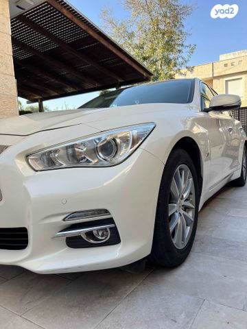אינפיניטי Q50