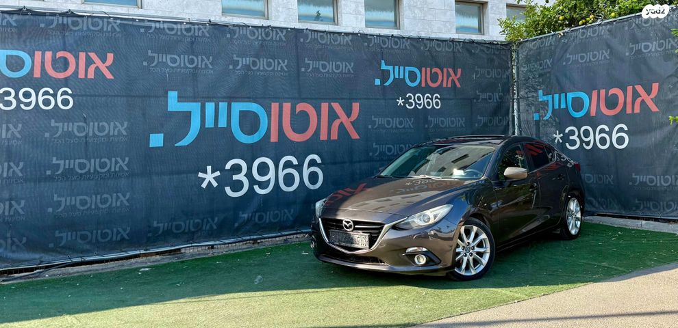 מודעת רכב מאזדה 3