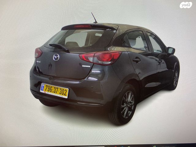 מודעת רכב מאזדה 2