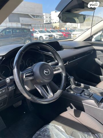 מודעת רכב מאזדה 3 2
