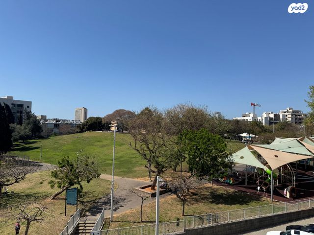 דירה, שדרות בר אילן 71, דרום מערב ותיק, בת ים