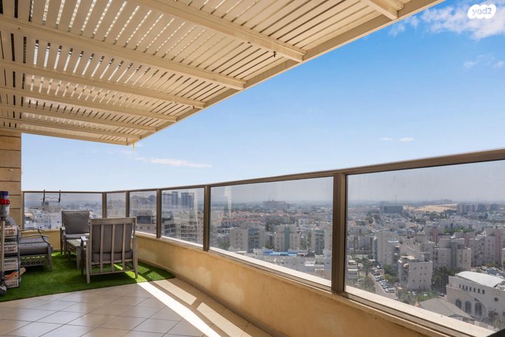 גג/ פנטהאוז, הציונות 32, רובע הקריה, הסיטי, אשדוד