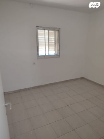 דירה, שדרות מנחם אריאב 23, צפונית / רסקו, נצרת עילית / נוף הגליל